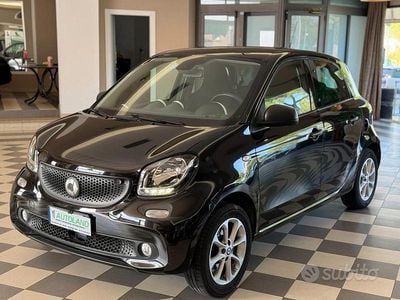 Usata Smart ForFour Passion 71 CV (52 kW) 2018 Nero Utilitaria