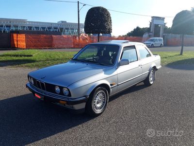 usata BMW 323 E30 i anno 1983