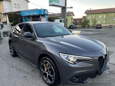 Usata Alfa Romeo Stelvio 201 CV (147 kW) 2021 Grigio SUV