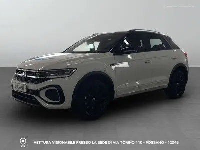 Usata VW T-Roc R-line 110 CV (80 kW) 2023 0q bianco puro SUV