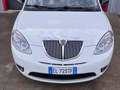 usata Lancia Ypsilon 1.3 MJT 75 CV Unyca