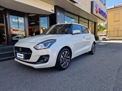 Usata Suzuki Swift 83 CV (61 kW) 2023 Other Utilitaria