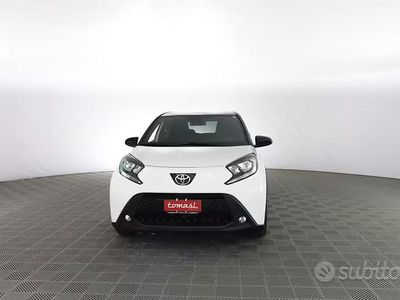 Usata Toyota Aygo X Trend 72 CV (52 kW) 2025 Bianco SUV
