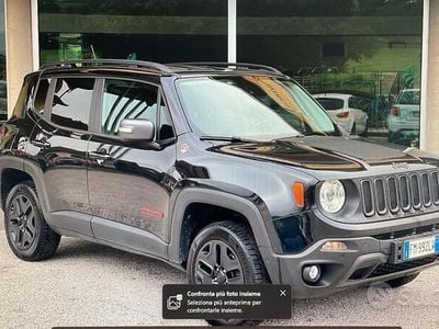 Usata Jeep Renegade Trailhawk 170 CV (125 kW) 2017 Nero SUV