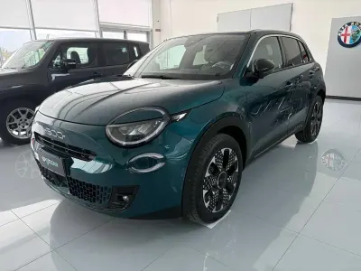Usata Fiat 600 La Prima 136 CV (100 kW) 2025 Verde SUV
