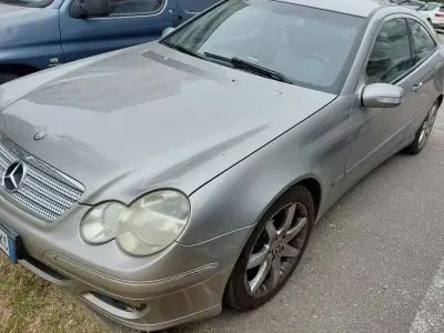 Gebraucht Mercedes C220 Avantgarde 150 PS (110 kW) 2005 Coupé