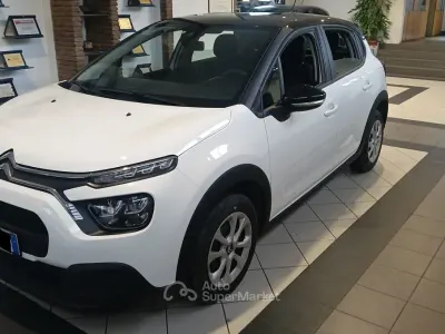 Begagnad Citroën C3 Feel 102 HK (75 kW) 2021 Vit Halvkombi