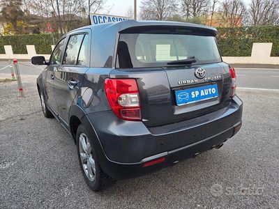 Usata Toyota Urban Cruiser Luxury 89 CV (65 kW) 2010 Grigio Utilitaria