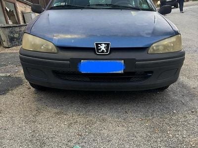 Blu Usata 1997 Peugeot 106 Utilitaria | 400 €