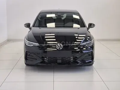 Nuova VW Golf VIII R-line Plus 116 CV (85 kW) 2026 Nero Utilitaria