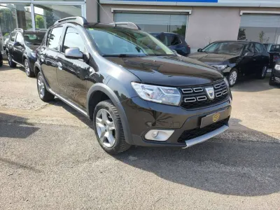 Usata Dacia Sandero Stepway 90 CV (66 kW) 2019 Nero Berlina