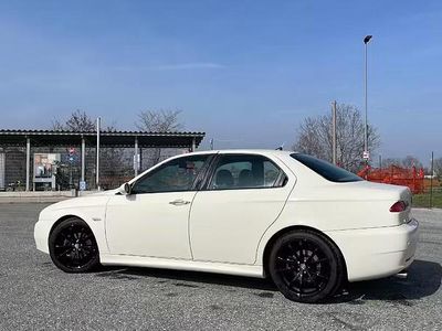 Begagnad Alfa Romeo 156 Ti 175 HK (128 kW) 2004 Vit Sedan