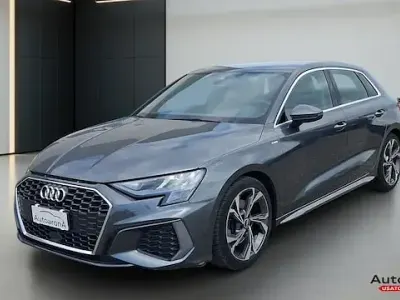Usata Audi A3 S-Line 200 CV (147 kW) 2021 6y grigio daytona perla Berlina
