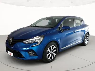 Usata Renault Clio V Business 140 CV (102 kW) 2021 Bleu Berlina