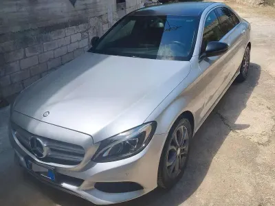 Usata Mercedes C220 170 CV (125 kW) 2016 Grigio Berlina