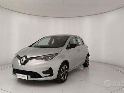 Usata Renault Zoe Zen 80 kW (109 CV) 2022 Grigio Utilitaria