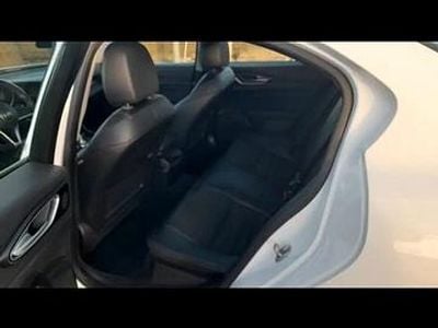 Usata Alfa Romeo Giulia 150 CV (110 kW) 2017 Bianco Berlina