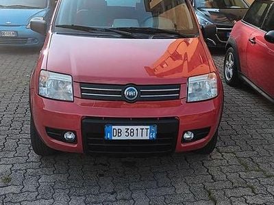 Usata Fiat Panda 4x4 Climbing 60 CV (44 kW) 2006 Rosso Utilitaria