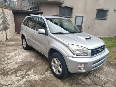 Usata Toyota RAV4 Sol 116 CV (85 kW) 2002 SUV