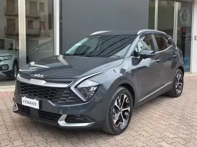 Usata Kia Sportage Style 136 CV (100 kW) 2023 Grigio SUV