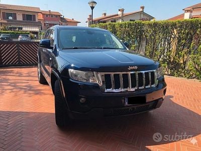 Usata Jeep Cherokee Overland 241 CV (177 kW) 2013 Blu SUV