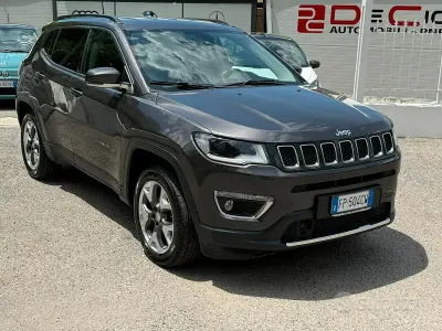 Usata Jeep Compass Limited 140 CV (102 kW) 2018 Grigio SUV