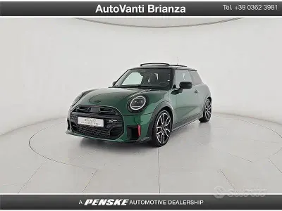 Usata Mini John Cooper Works 231 CV (169 kW) 2024 Verde Utilitaria