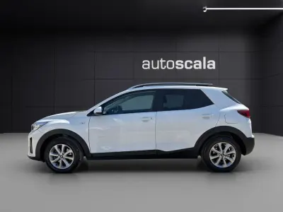 Usata Kia Stonic Urban 84 CV (61 kW) 2021 Bianco SUV