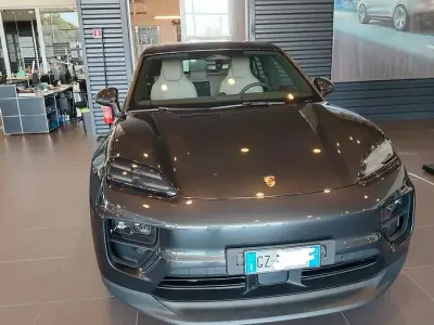 Usata Porsche Macan 4 Electric 119 kW (163 CV) 2025 SUV