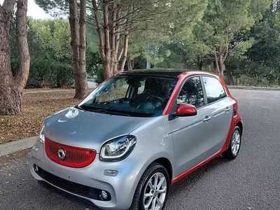 Usata Smart ForFour Passion 70 CV (51 kW) 2017 Grigio Utilitaria