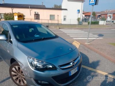 usata Opel Astra 4ª serie - 2013