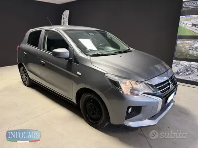 Usata Mitsubishi Space Star Intense 71 CV (52 kW) 2022 Grigio metallizzato Utilitaria