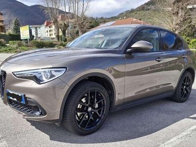 Usata Alfa Romeo Stelvio Executive 179 CV (131 kW) 2018 SUV