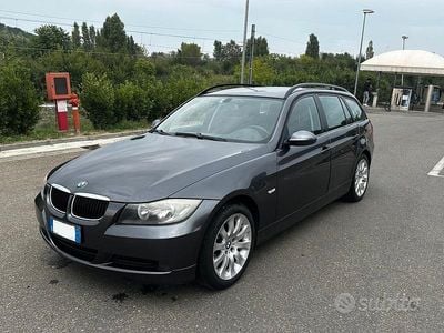 Usata BMW 320 177 CV (130 kW) 2008 Grigio Berlina