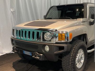 Hummer H3