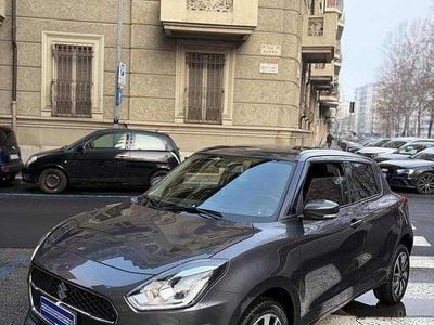Usata Suzuki Swift 90 CV (66 kW) 2020 Grigio scuro metallizzato Berlina