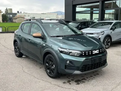 Ny Dacia Sandero Extreme 122 HK (89 kW) 2026 Grön Sedan