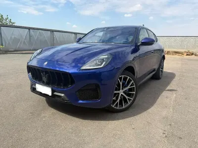 Begagnad Maserati Grecale 330 HK (242 kW) 2023 Blå SUV