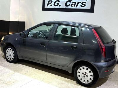 Usata Fiat Punto Classica 60 CV (44 kW) 2010 Grigio Utilitaria