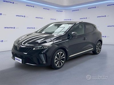 Usata Renault Clio V Techno 91 CV (66 kW) 2025 Nero Berlina