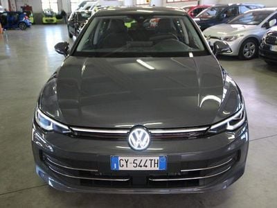 Grigio scuro Usata 2025 VW Golf VIII Style | 29.800 € (Ottimo prezzo)