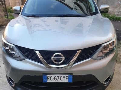 Usata Nissan Qashqai 131 CV (96 kW) 2016 Grigio SUV