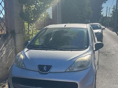 Usata Peugeot 106 60 CV (44 kW) 2010 Grigio Utilitaria