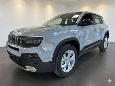 Nuova Jeep Avenger Altitude 110 CV (80 kW) 2025 Grigio SUV