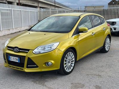 Usata Ford Focus Titanium 150 CV (110 kW) 2011 Oro Berlina