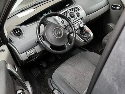 Usata Renault Scénic II 105 CV (77 kW) 2007 Grigio Monovolume