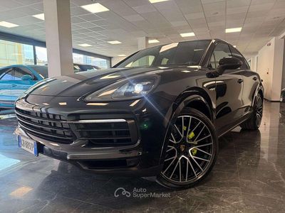 Usata Porsche Cayenne Chrono 340 CV (250 kW) 2020 Nero SUV