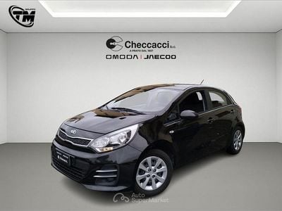 Usata Kia Rio City 83 CV (61 kW) 2016 Nero Utilitaria