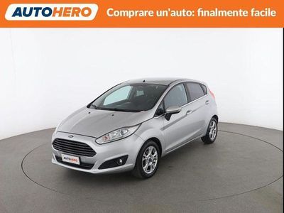 Usata Ford Fiesta Titanium 75 CV (55 kW) 2015 Argento Berlina