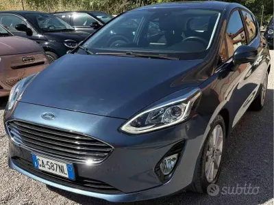 Usata Ford Fiesta Titanium 86 CV (63 kW) 2020 Blu/azzurro Utilitaria